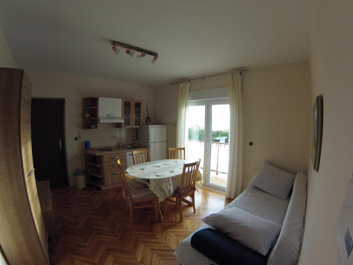 Omis Apartmani Mouse Kültér fotó