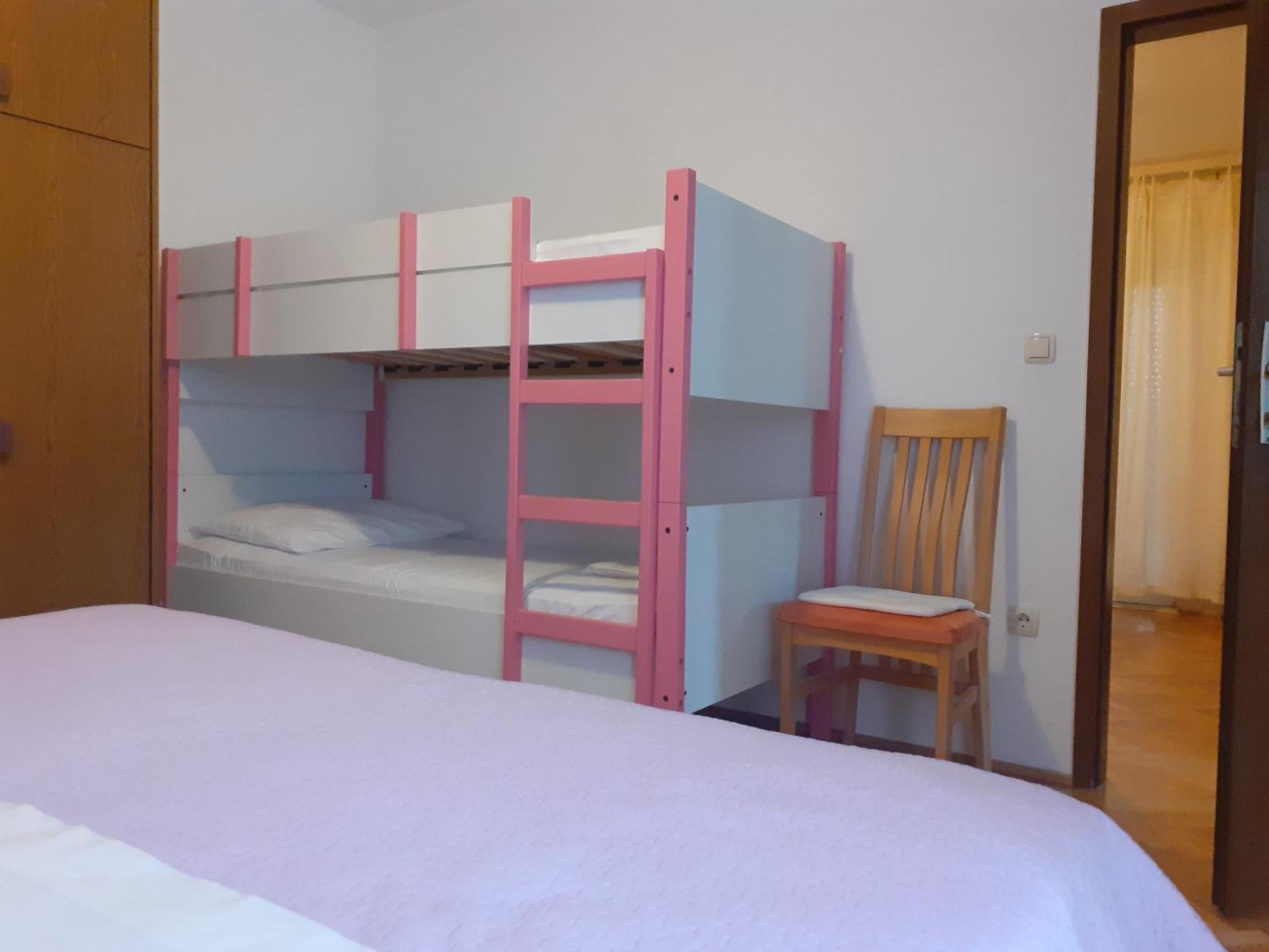 Omis Apartmani Mouse Szoba fotó
