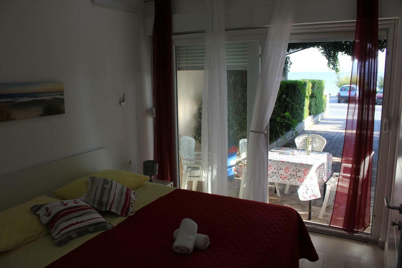 Omis Apartmani Mouse Kültér fotó